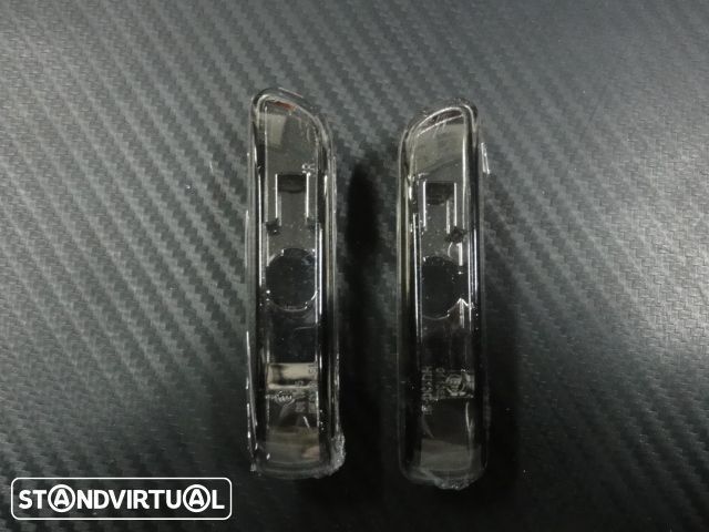 Piscas, Farolins Laterais + lâmpadas cromadas para BMW E46 98-01, E46 COUPE / CABRIO 98-06, E46 COMPAC fundo preto ou em cristal.