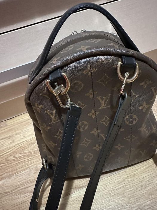 рюкзак louis vuitton среднего размера