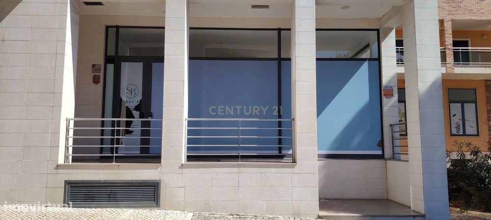 Loja na  Vila  Chã (Amadora)