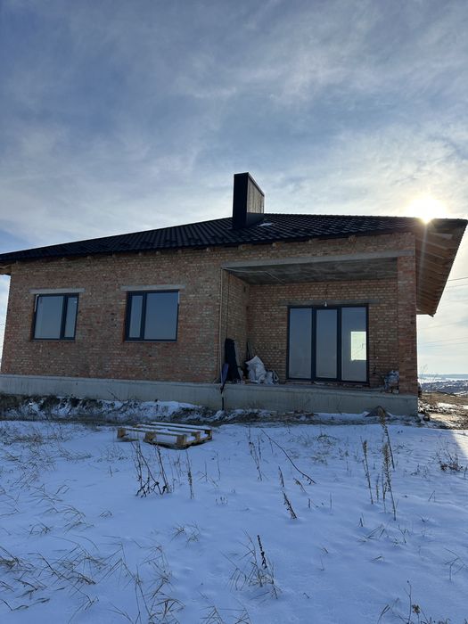 Продаж будинку і 30 сот землі яка примикає до траси ,Карпилівка кільце