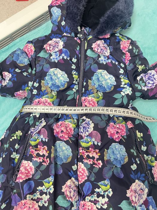 Куртка для дівчинки на флісі на 5-6 років