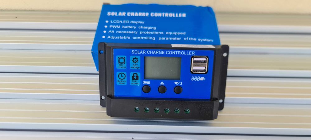 165W Solar Panel Kit + Charge Controller64739685883011122