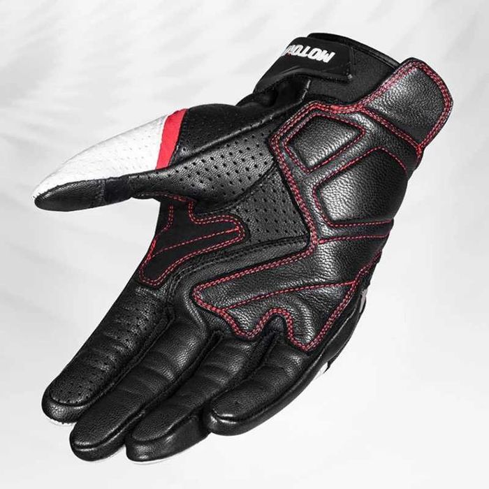 Par de luvas perfuradas com proteções moto cafe racer