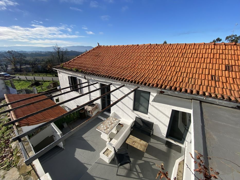 Quintinha c/ moradia T3 + 2 Ruínas