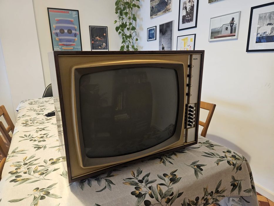Televisão Vintage Philips