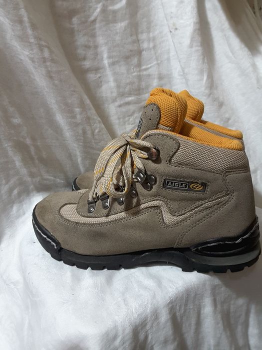 Botas caminhada / escoteiros - Aigle - tam 36