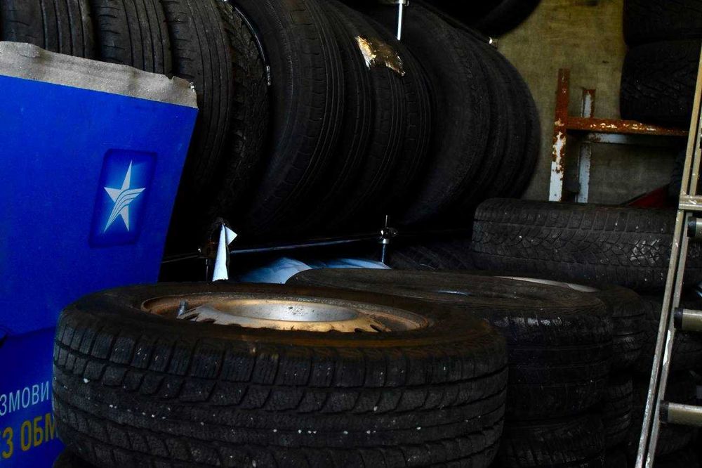 Резина зима літо r13 - 19