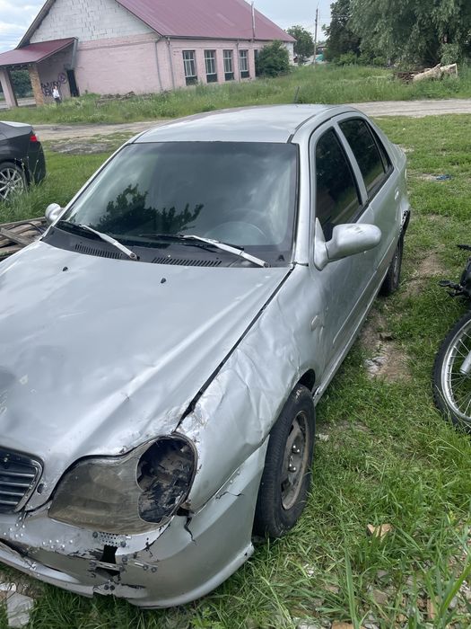 Продам машину на xоду з документами