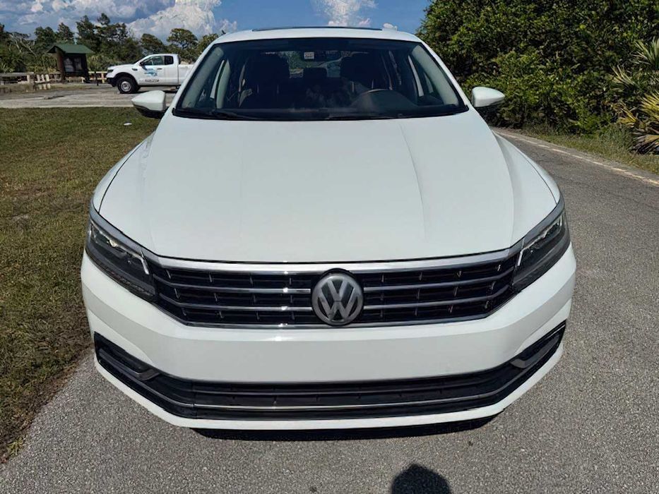 Volkswagen Passat SE      2016