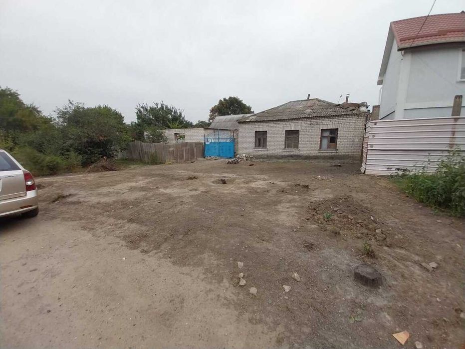 Продам Дом-4 комн. 63 м. кв. (треб. кап. рем. ), уч. 4 сот. 5 Военная-Столяр.