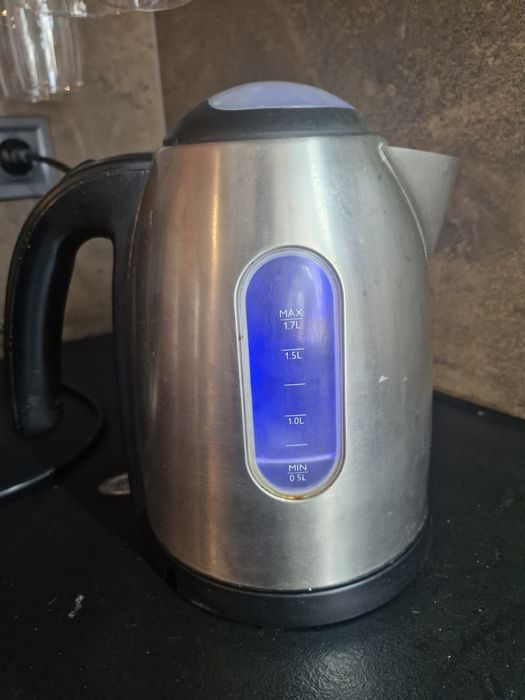 Електрочайник Philips