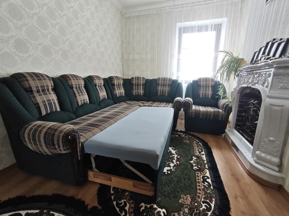 Диван кутовий з кріслом