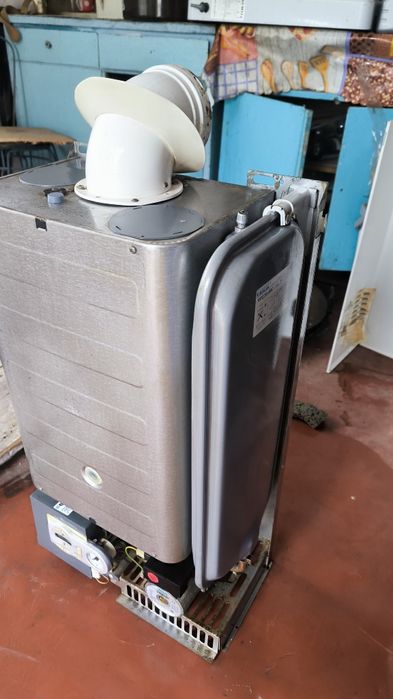 Двоконтурний котел Ferroli Італія