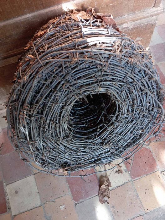 Продам колючий дріт