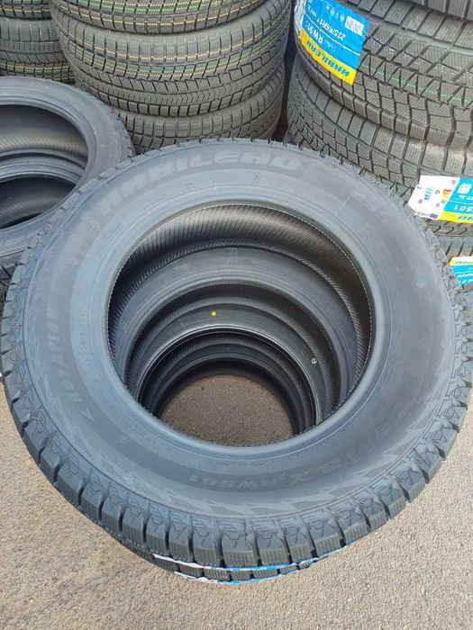Habilead 235/65 R17 108T XL ICEMAX RW501