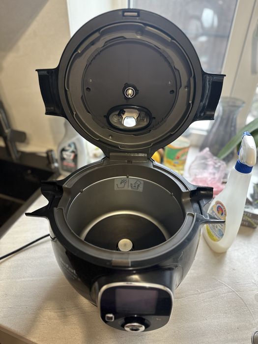 Мультиварка / пароварка Tefal cook4me+ connect