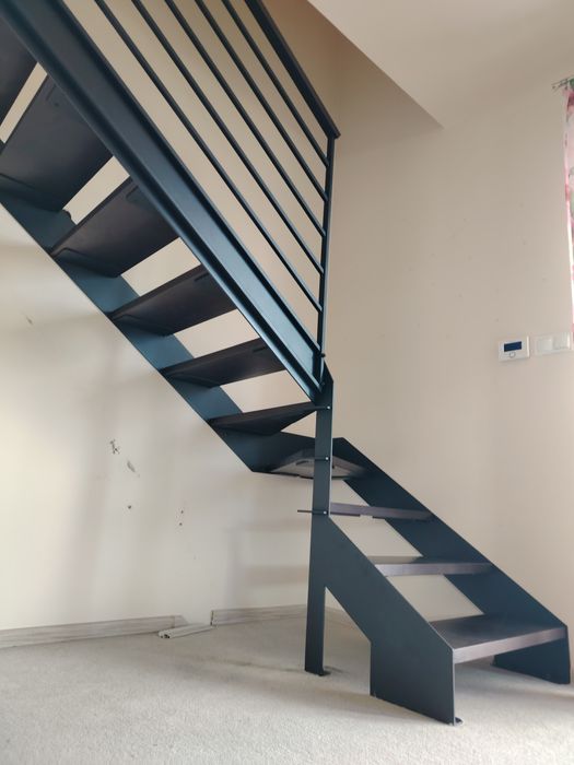 Schody stalowe schody dębowe metalowe