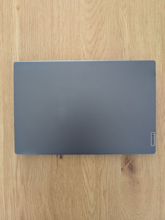 Portátil Lenovo Ideapad 5