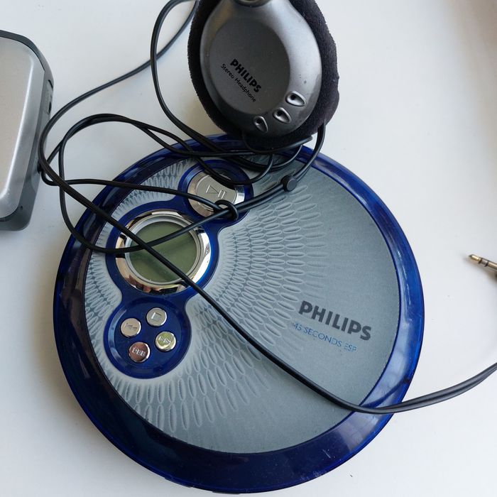 Sprzęt stary okresu PRL.