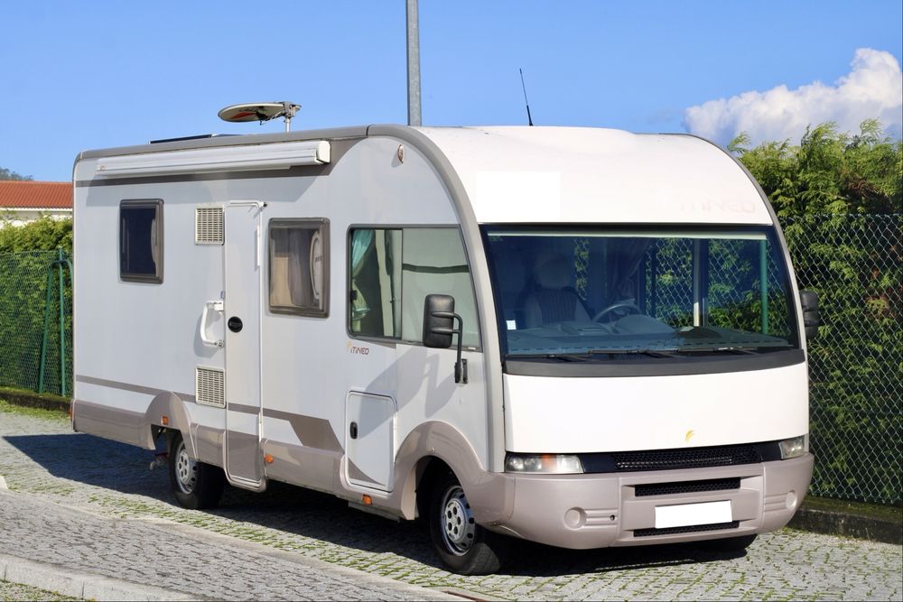 Autocaravana Integral Itineo com cama central / basculante e Ar condicionado