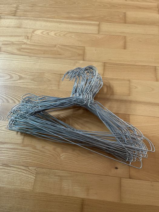 200 sztuk wieszaki metalowe na ubrania odzież