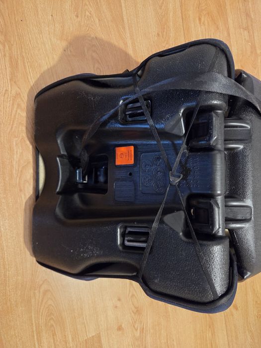 Fotelik samochodowy Comfort UP Navy 9-36 kg.