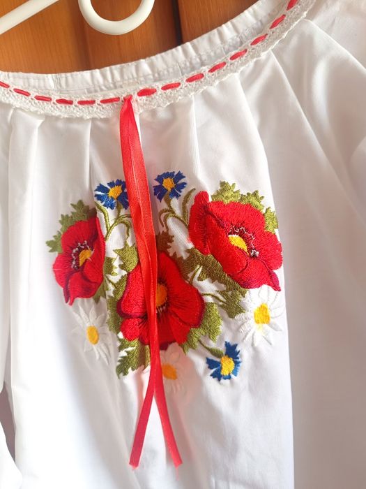Вишиванка для дівчинки, 128 см