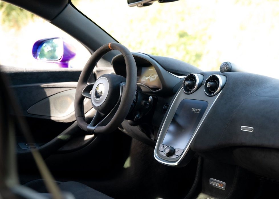 McLaren 600