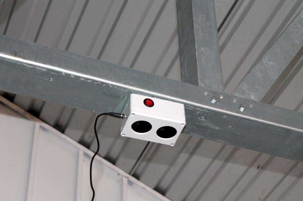 Odstraszacz ultradźwiękowy gryzoni i kun C200