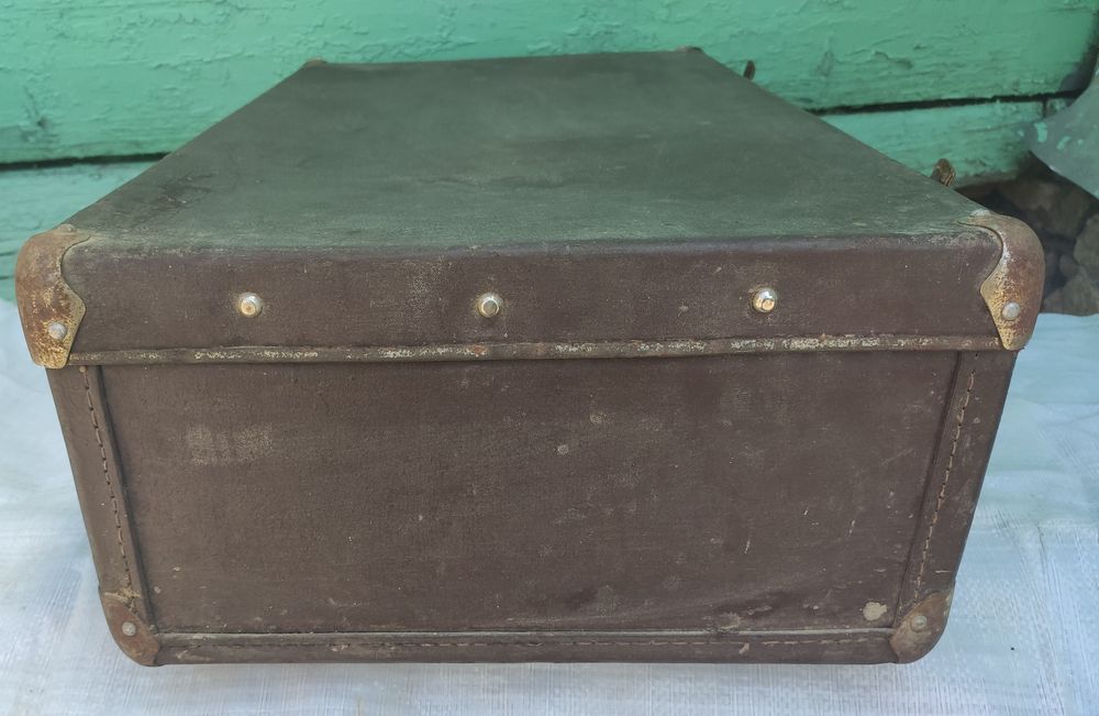 Чемодан ретро, валiза ретро