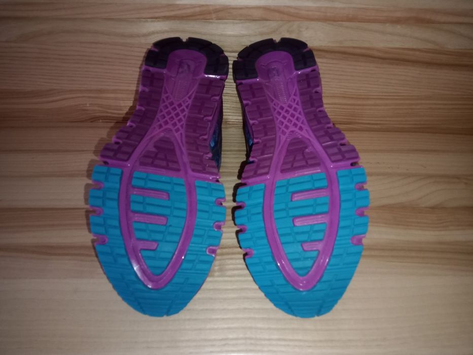 Asics Gel nr 39--25 cm