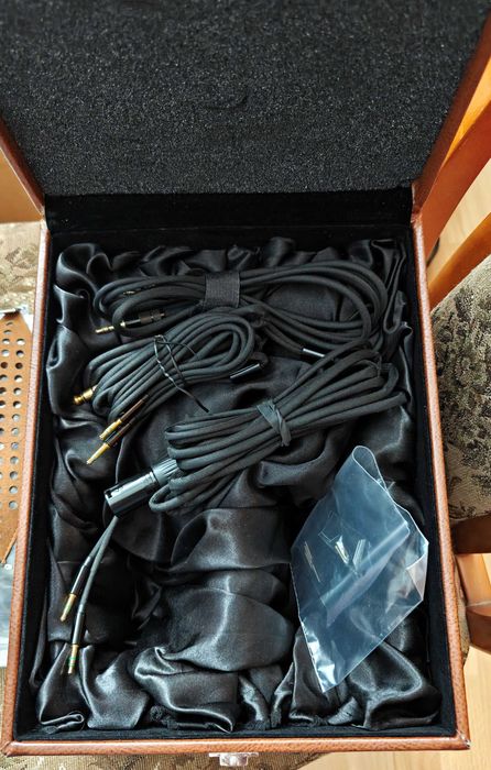 Słuchawki planarne Hifiman HE-R10P Jak nowe, nowe pady. Jedyne takie