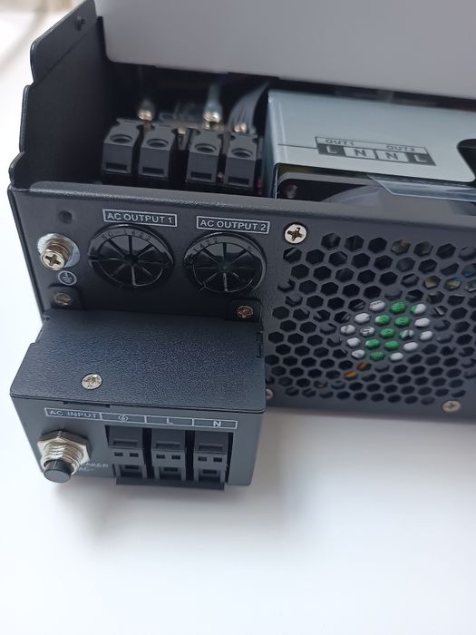 Інвертори та генератори