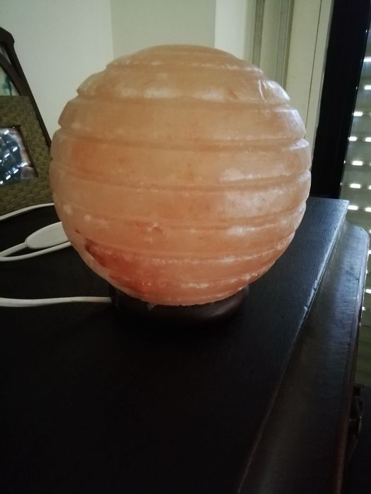 Candeeiro de pedra dos Himalaias