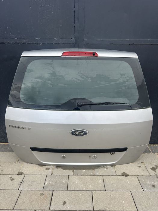 Крышка багажника ляда Ford Fusion 2002-2012