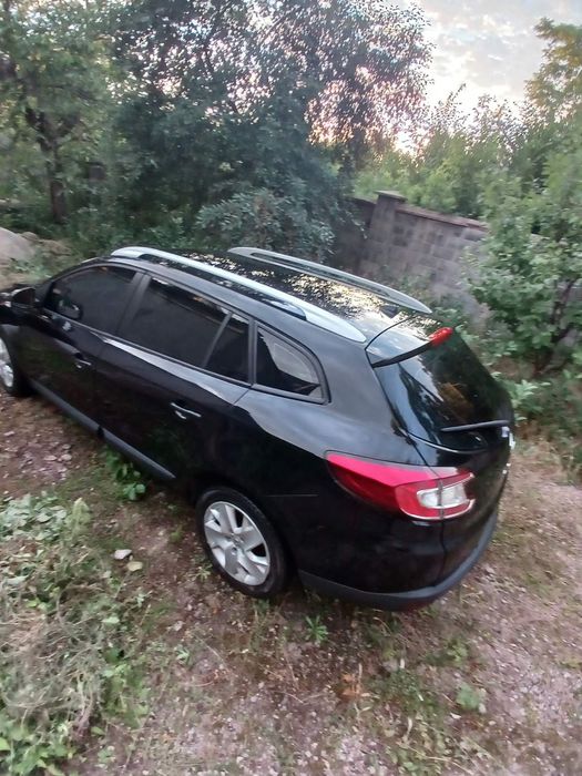 Продам Меган 3 2013год