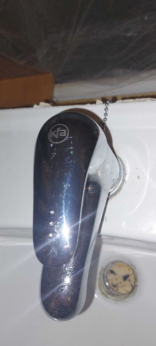 Umywalka Cersanit 55cm z baterią KFA Armatura