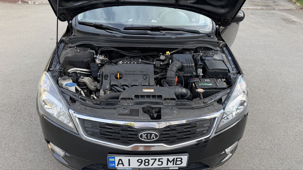 KIA CEED 1.6 газ/бензин Клімат