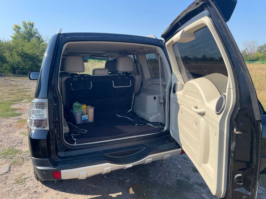 Mitsubishi Pajero Wagon 2007 VIN JMYLRV93W7J718130 фото оголошення 5 з 8
