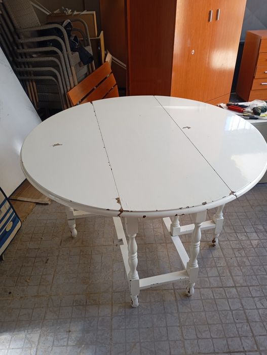 Mesa de madeira.
