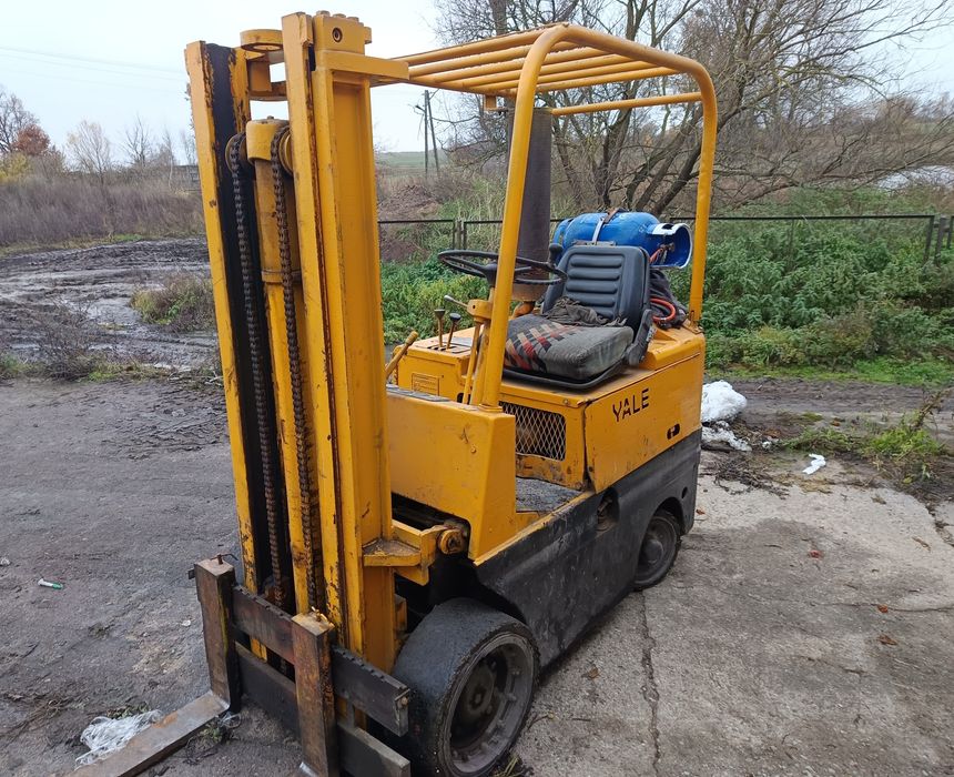 Wózek widłowy Yale-gaz