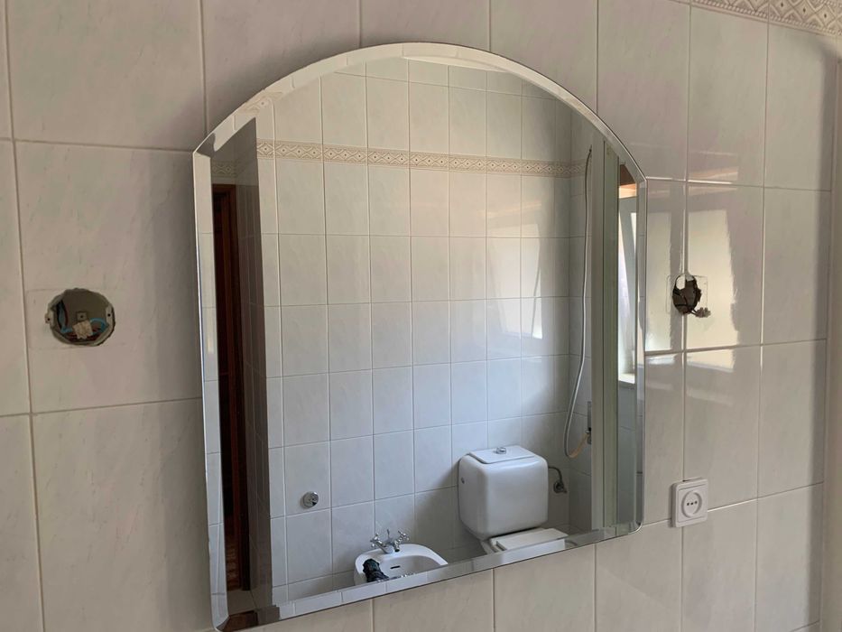 Conjunto completo casa de banho (sanita + bidé + lavatório + mármore + espelho + base duche)
