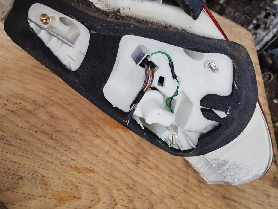 Lampa tył prawa lewa BMW 6 e63