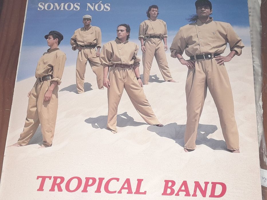 Música angolana e Cabo Verde,. Bonga, Valdemar e Bana Bastos