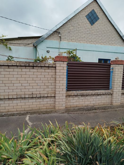 Продается дом на Таврическом.