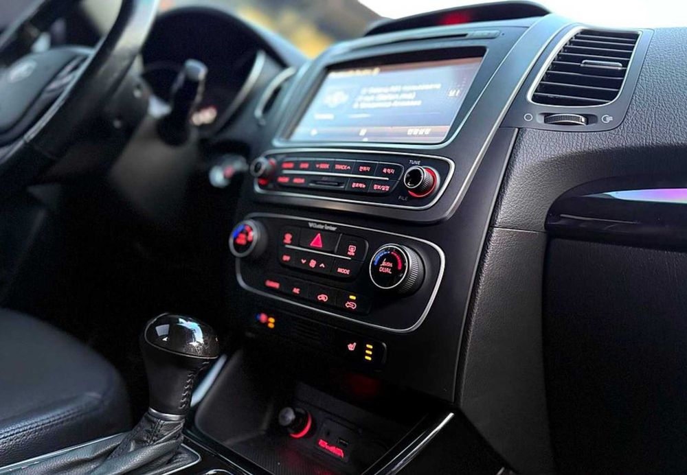 Продам Kia Sorento 2014