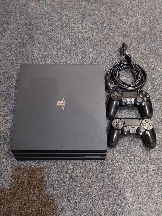 Sony Play Station 4 Pro 1Tb