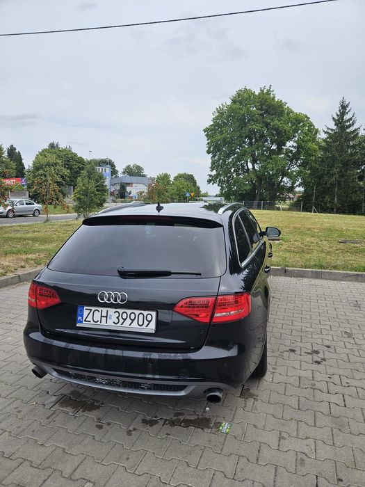 Audi A4 B8 S-Line 2010r