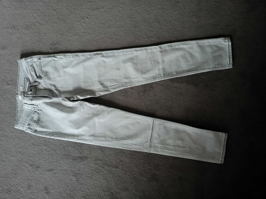 Spodnie szary jeans Levi`s 28