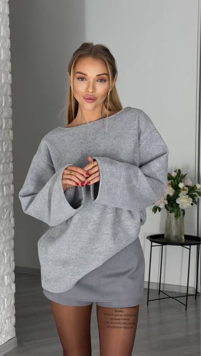 Стильний жіночий джемпер | Відкрита спинка